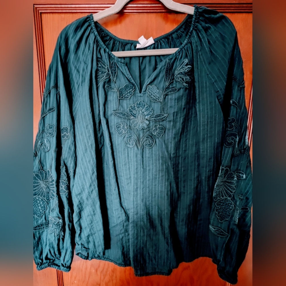 J. Jill Embellished Flowy Top Peacock Size L